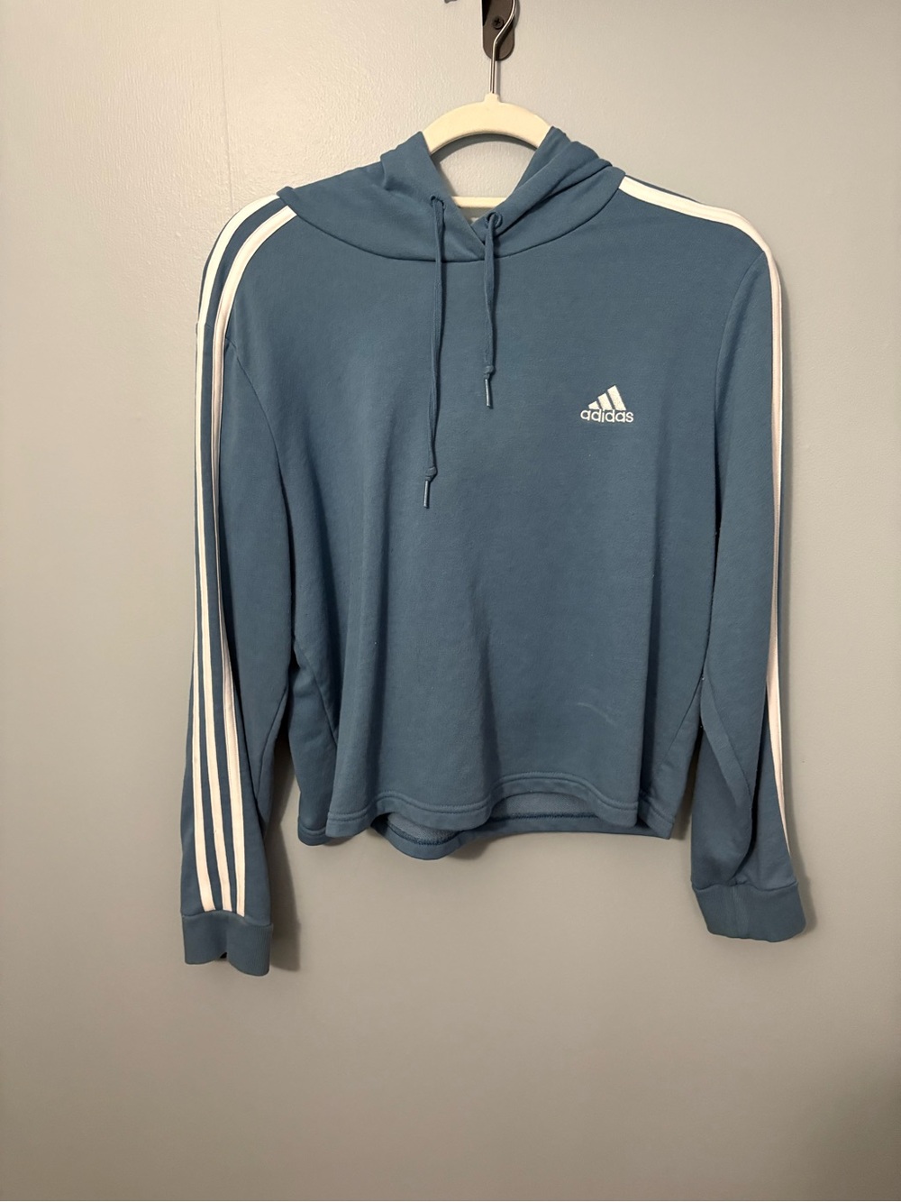 adidas dusty blue cropped hoodie with white logo